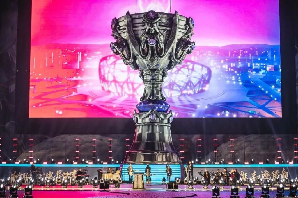 Mauisnake 创建了 2025 CS2 锚点等级列表