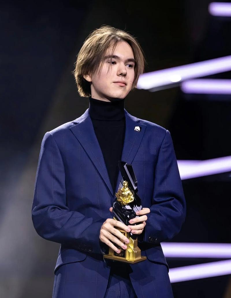 Overpass 和 Italy 为 CS2 的创作者在加入 Riot 后发声，谈及威胁