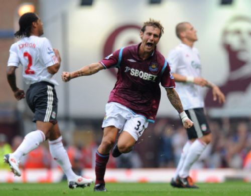 NAVI 击败 FaZe，确保在 IEM Cologne 2025 中获得季后赛名额