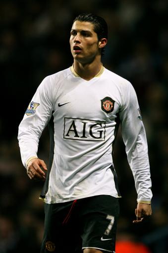 签证问题成拦路虎，红星Navi等4队参加IEM科隆受阻